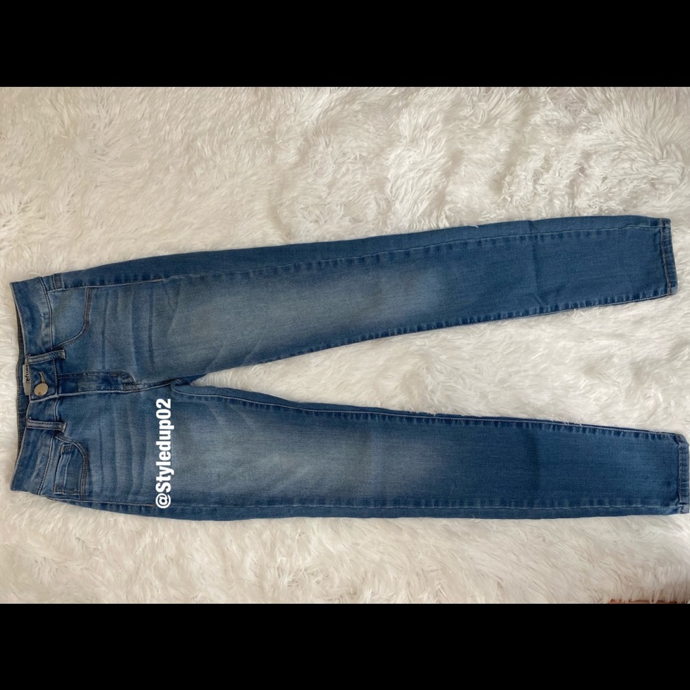 Long -Tight Blue Jean